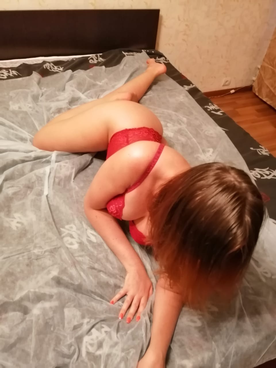 Массажистка   Анна 